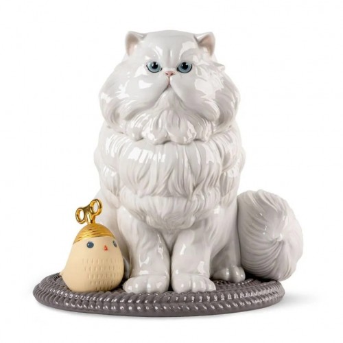 Скульптура персидской кошки