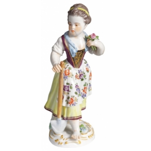 Gardener childr. Girl w. spade, Coloured, with gold, H 15,5 cm