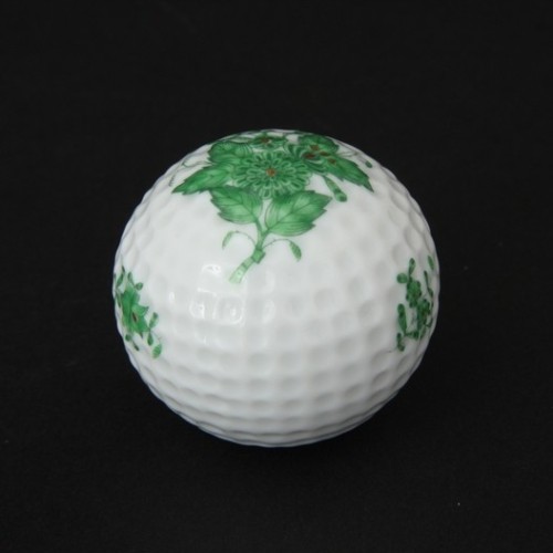 Декоративный мяч для гольфа