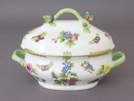 Soup tureen butterfly knob