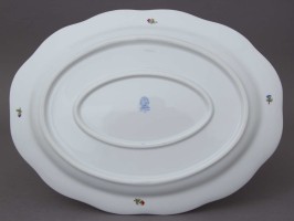 Oval dish