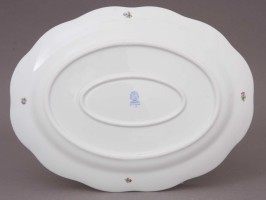 Oval dish