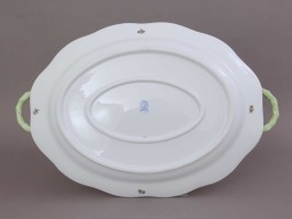 Oval dish