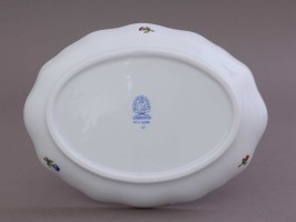 Oval dish