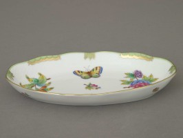 Oval dish