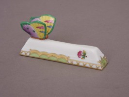 Knife rest, butterfly knob