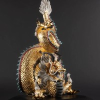 Protective Dragon Sculpture. Gold.