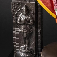 Скульптура Лорда Рама Лаллы доктора Аруна Йогираджа. Лимитированный тираж