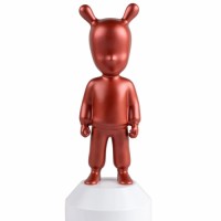 The metallic red Guest Figurine. Small Model