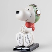 Скульптура летающего аса Snoopy™