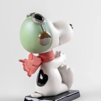 Скульптура летающего аса Snoopy™