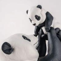 Mommy Panda Sculpture