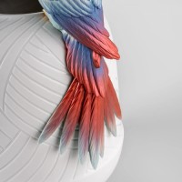 Cockatoo vase