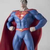 Скульптура Супермена