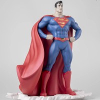 Скульптура Супермена