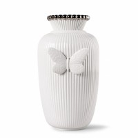 Ваза «Госпожа Удача» Ольги Ханоно