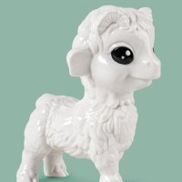 Фигурка козлёнка