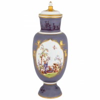 Ваза с крышкой, шинуазри в стиле Хёрольда