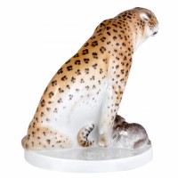 Леопард с детёнышами