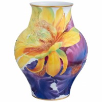 VASE BLOOMING COLOUR