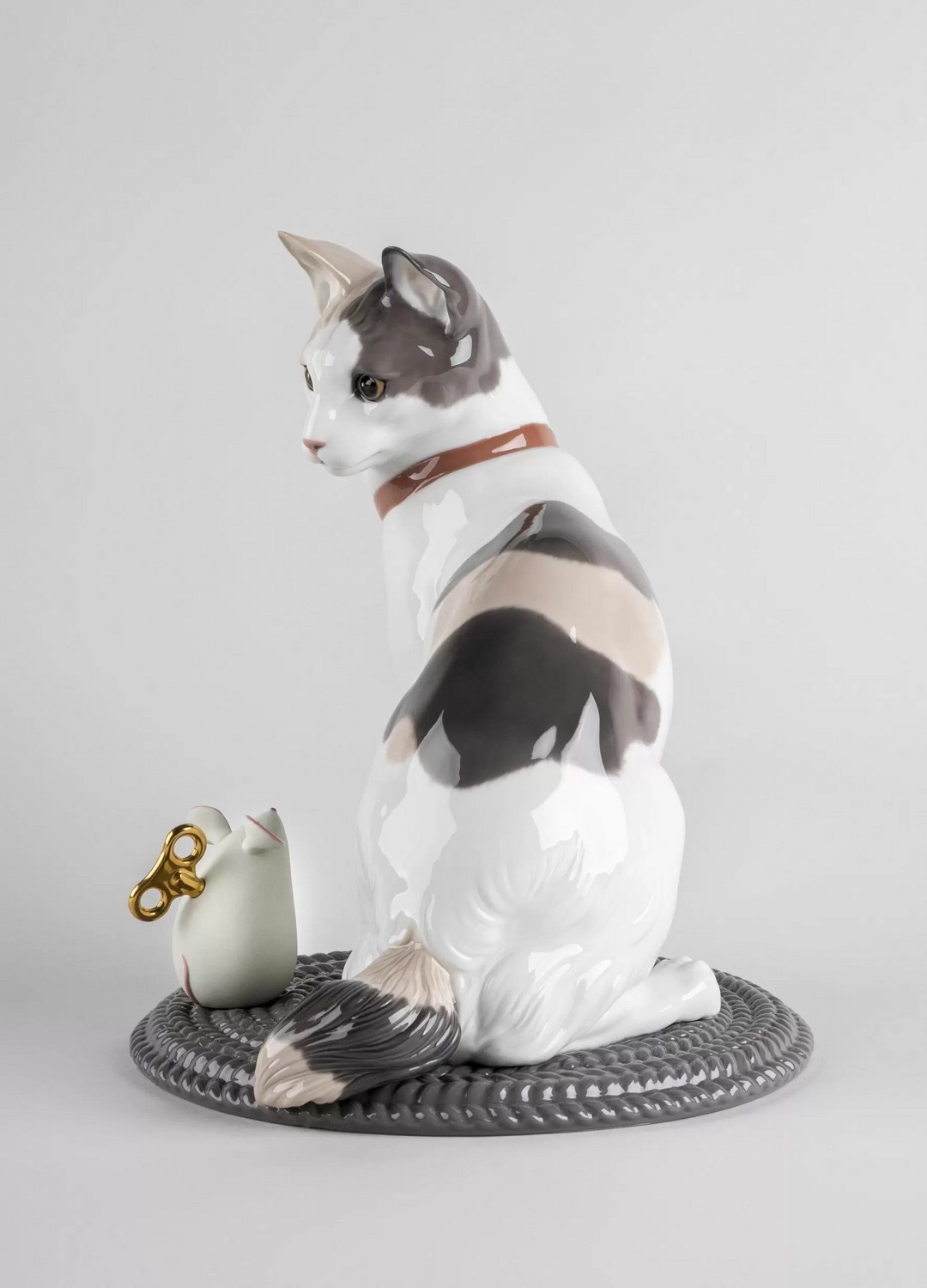 Купить Игра в кошки-мышки от Lladro в Арт-Салон: цена, фото, отзывы  Компания Art-Salon