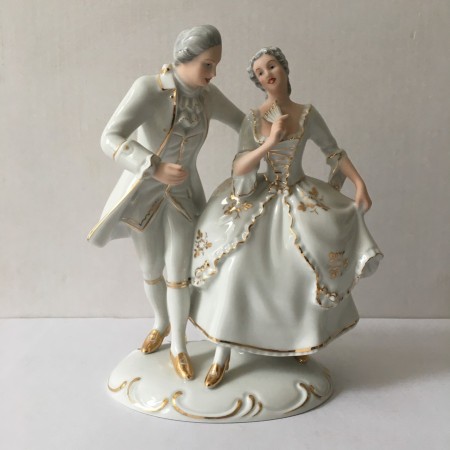 Royal Dux Bohemia Art-Salon