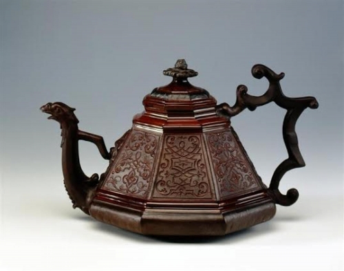 Рождение европейского твёрдого фарфора