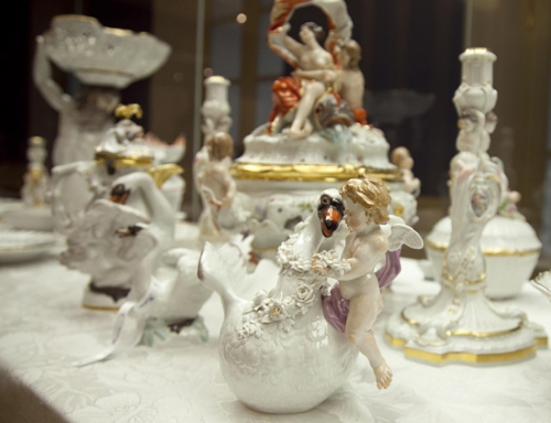 Рождение европейского твёрдого фарфора